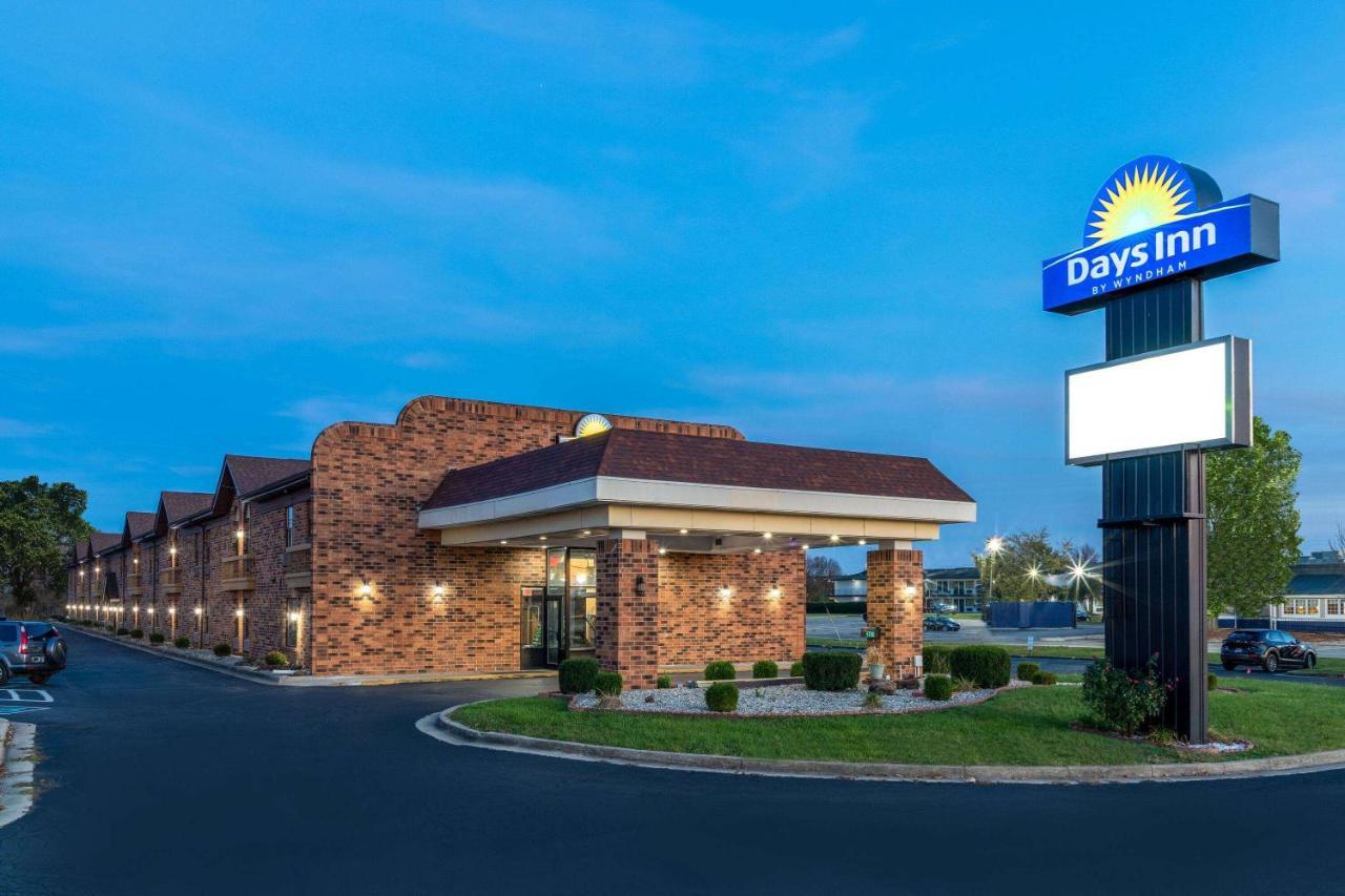 Days Inn By Wyndham Anderson In Exterior photo