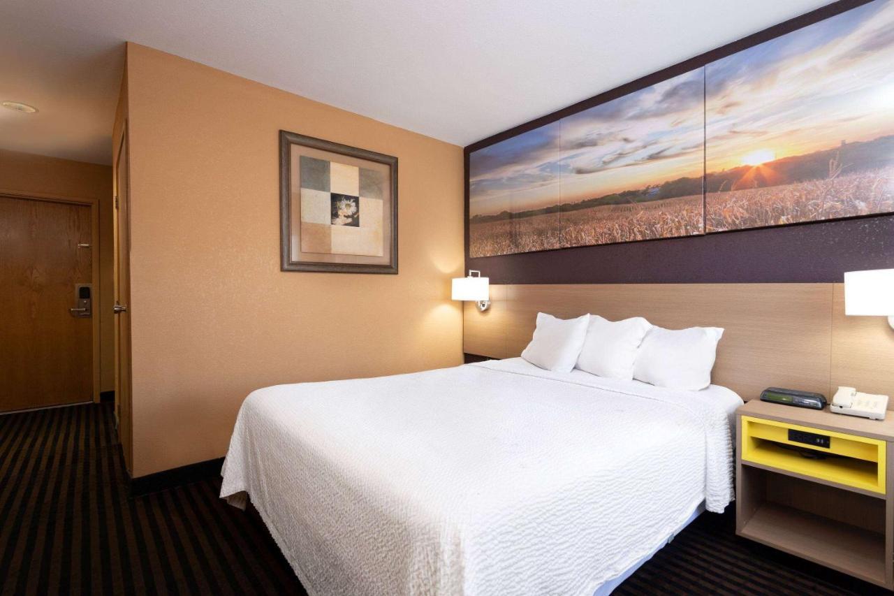 Days Inn By Wyndham Anderson In Exterior photo